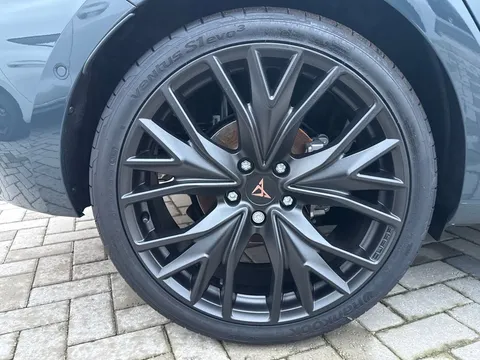 CUPRA Leon 1.5 eTSI Shadow Edition DSG Euro 6 (s/s) 5dr Thumbnail #22