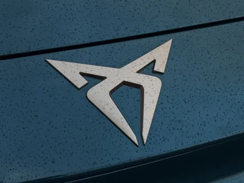 CUPRA Leon 1.5 eTSI Shadow Edition DSG Euro 6 (s/s) 5dr Thumbnail #24