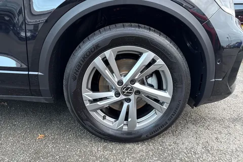 KT74OVM Volkswagen T-Roc 2.0 TDI 150 EVO R-Line 5dr DSG | Rear Camera | Heated Seats Thumbnail #11