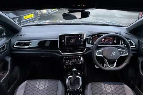 KT74OVM Volkswagen T-Roc 2.0 TDI 150 EVO R-Line 5dr DSG | Rear Camera | Heated Seats Thumbnail #41