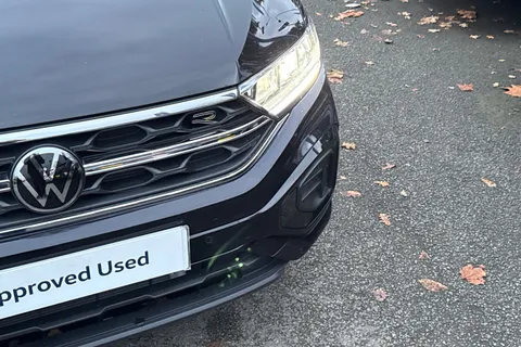 KT74OVM Volkswagen T-Roc 2.0 TDI 150 EVO R-Line 5dr DSG | Rear Camera | Heated Seats Thumbnail #43