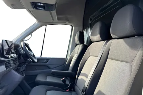 MF25HWW Volkswagen Crafter 2.0 TDI 140PS Commerce Plus High Roof Van Thumbnail #11