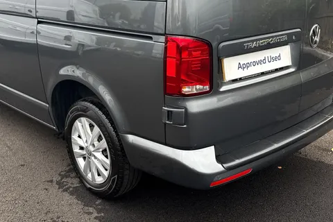MA23BPX Volkswagen Transporter 2.0 TDI 110 Highline Van Thumbnail #17