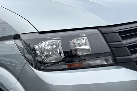 BK75LCC Volkswagen Crafter 2.0 TDI 163PS HDE Commerce Plus Low Roof Van Auto Thumbnail #28