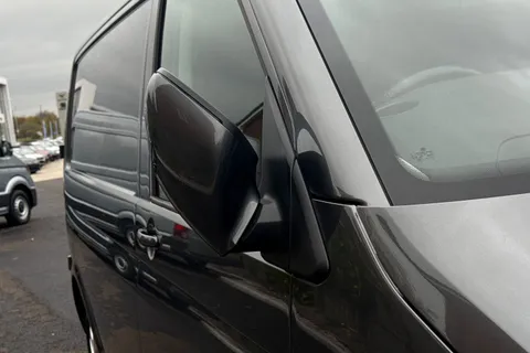 MA23BPX Volkswagen Transporter 2.0 TDI 110 Highline Van Thumbnail #32