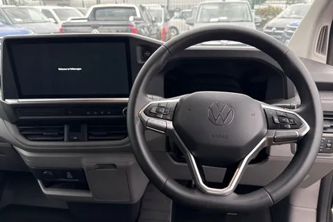 DE25PZP Volkswagen Transporter 100kW 65kWh Commerce Pro Van Auto Thumbnail #18