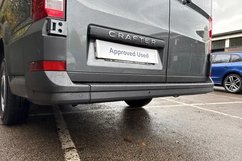 PE75ZFJ Volkswagen Crafter CR35 Panel van Commerce MWB 140 PS 2.0 TDI 8sp Automatic FWD Thumbnail #40