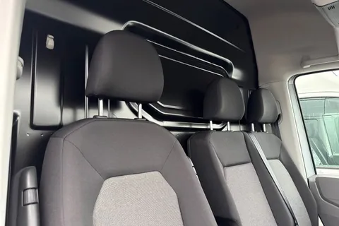 PK75BNO Volkswagen Crafter CR35 Panel van Commerce Plus LWB 140 PS 2.0 TDI 8sp Automatic FWD Thumbnail #23