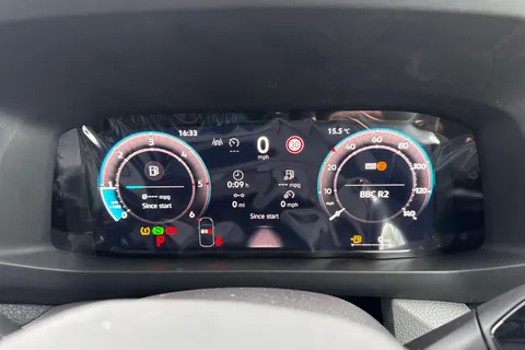 PK75BNO Volkswagen Crafter CR35 Panel van Commerce Plus LWB 140 PS 2.0 TDI 8sp Automatic FWD Thumbnail #33