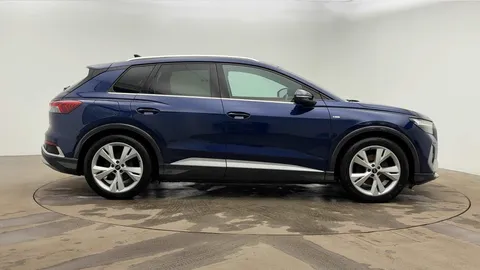 3 of 8 for AUDI Q4 125kW 35 55kWh S Line 5dr Auto