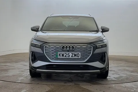 19 of 24 for Audi Q4 e-tron Q4 S line 45 e-tron 210,00 kW