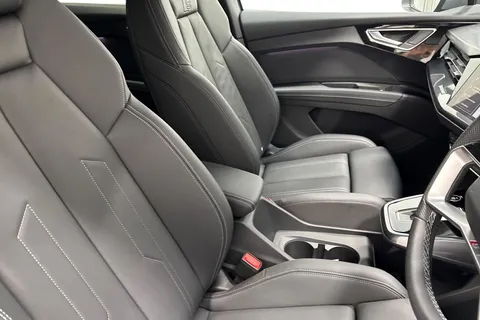 22 of 24 for Audi Q4 e-tron Q4 S line 45 e-tron 210,00 kW