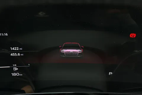 KY25EFM Audi A6 Saloon Launch Edition Plus TDI quattro 204 PS S tronic Thumbnail #25