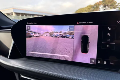 DA75LYT Audi Q5 SUV Edition 1 TDI quattro 204 PS S tronic Thumbnail #30