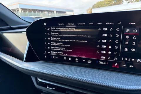 DA75LYT Audi Q5 SUV Edition 1 TDI quattro 204 PS S tronic Thumbnail #43