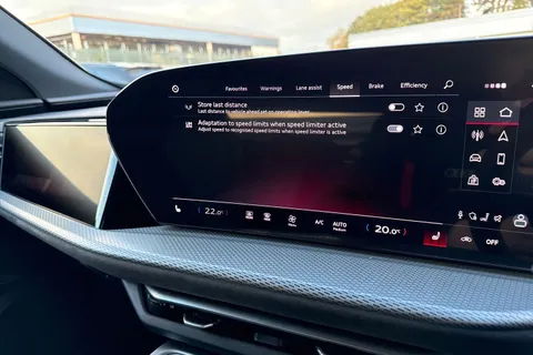 DA75LYT Audi Q5 SUV Edition 1 TDI quattro 204 PS S tronic Thumbnail #45