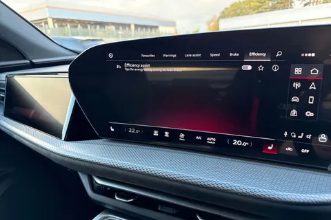 DA75LYT Audi Q5 SUV Edition 1 TDI quattro 204 PS S tronic Thumbnail #47