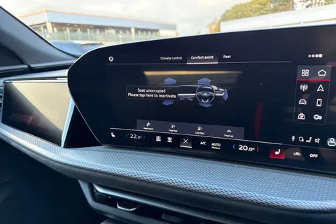 DA75LYT Audi Q5 SUV Edition 1 TDI quattro 204 PS S tronic Thumbnail #49