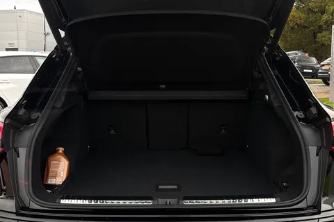  Audi Q3 2.0 TFSI Launch Edition S Tronic quattro Euro 6 (s/s) 5dr Thumbnail #7