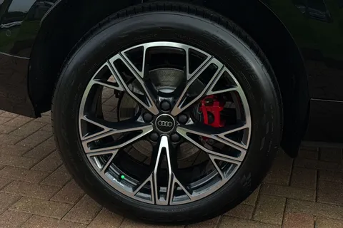  Audi Q3 2.0 TFSI Launch Edition S Tronic quattro Euro 6 (s/s) 5dr Thumbnail #10