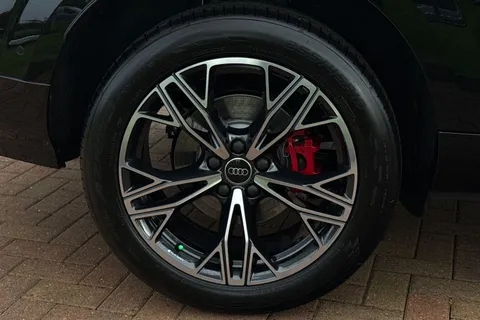  Audi Q3 2.0 TFSI Launch Edition S Tronic quattro Euro 6 (s/s) 5dr Thumbnail #12