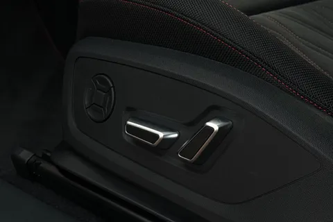  Audi Q3 2.0 TFSI Launch Edition S Tronic quattro Euro 6 (s/s) 5dr Thumbnail #33