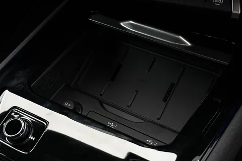  Audi Q3 2.0 TFSI Launch Edition S Tronic quattro Euro 6 (s/s) 5dr Thumbnail #43