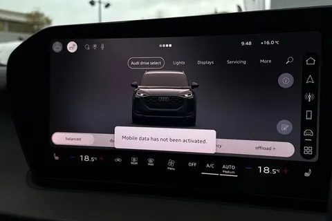  Audi Q3 2.0 TFSI Launch Edition S Tronic quattro Euro 6 (s/s) 5dr Thumbnail #45