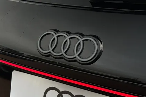  Audi Q3 2.0 TFSI Launch Edition S Tronic quattro Euro 6 (s/s) 5dr Thumbnail #49