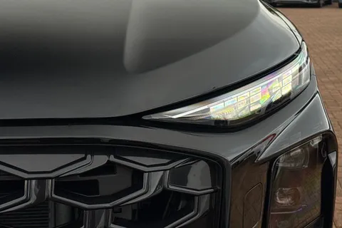  Audi Q3 2.0 TFSI Launch Edition S Tronic quattro Euro 6 (s/s) 5dr Thumbnail #57