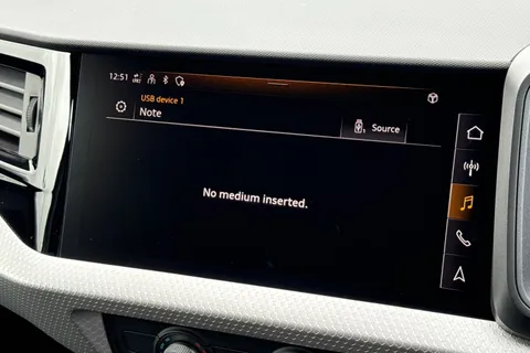 DH25AOA Audi A1 Black Edition 30 TFSI  116 PS 6-speed Thumbnail #33