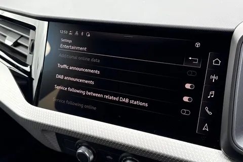 DH25AOA Audi A1 Black Edition 30 TFSI  116 PS 6-speed Thumbnail #47