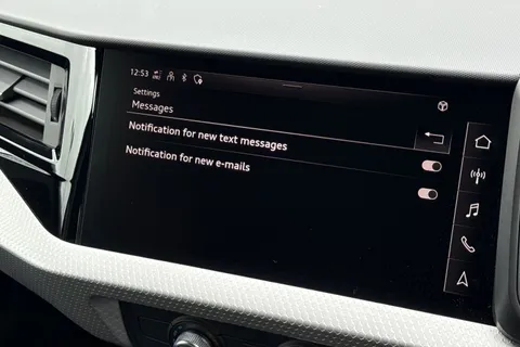 DH25AOA Audi A1 Black Edition 30 TFSI  116 PS 6-speed Thumbnail #49