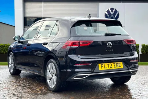 FL72ZBE Volkswagen Golf 1.5 TSI 150 Style 5dr ⭐Winter Pack⭐ Thumbnail #3