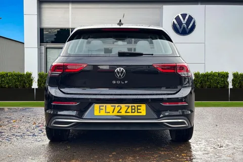 FL72ZBE Volkswagen Golf 1.5 TSI 150 Style 5dr ⭐Winter Pack⭐ Thumbnail #5
