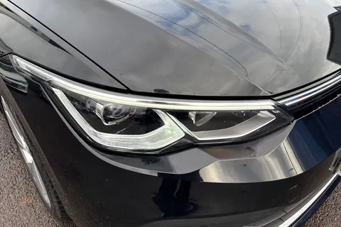 FL72ZBE Volkswagen Golf 1.5 TSI 150 Style 5dr ⭐Winter Pack⭐ Thumbnail #30