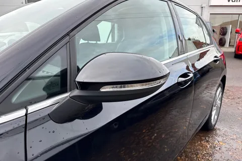 FL72ZBE Volkswagen Golf 1.5 TSI 150 Style 5dr ⭐Winter Pack⭐ Thumbnail #32