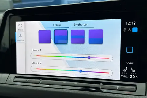 FL72ZBE Volkswagen Golf 1.5 TSI 150 Style 5dr ⭐Winter Pack⭐ Thumbnail #51