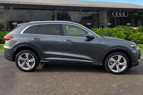 DE75UXD Audi Q5 SUV S line TDI quattro 204 PS S tronic Thumbnail #4