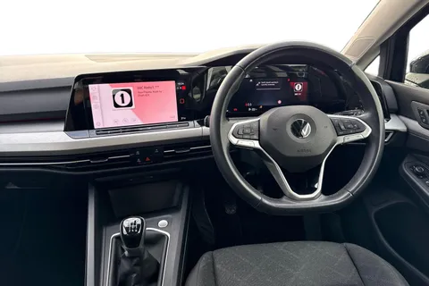 DL21VTC Volkswagen Golf 1.5 TSI Life 5dr Thumbnail #19