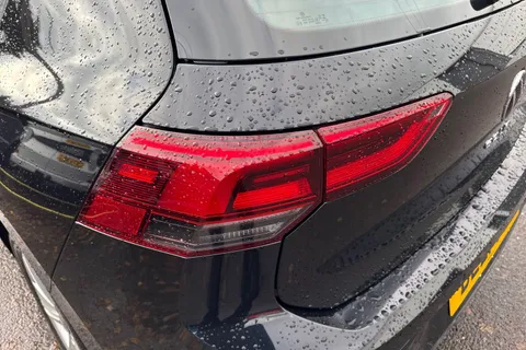 DL21VTC Volkswagen Golf 1.5 TSI Life 5dr Thumbnail #26