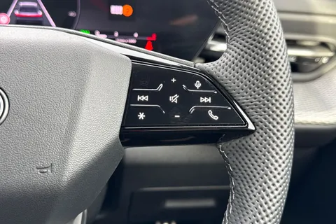 DE75UXD Audi Q5 SUV S line TDI quattro 204 PS S tronic Thumbnail #26