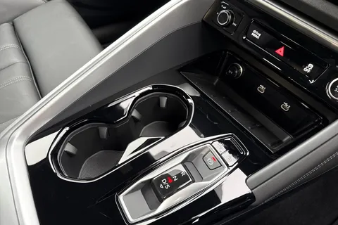 DE75UXD Audi Q5 SUV S line TDI quattro 204 PS S tronic Thumbnail #53