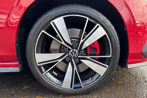 DB21CYU Volkswagen Golf 1.4 TSI GTE 5dr DSG⭐Sunroof, 18' Bakersfield Alloys, Winter Pack, Rear Came Thumbnail #10