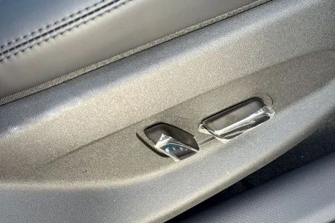 BYD ATTO 3 60.48kWh Design Auto 5dr Thumbnail #59