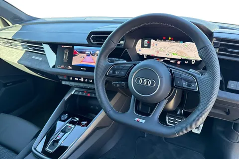 DE75JYT Audi S3 Black Edition TFSI  333 PS S tronic Thumbnail #18