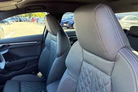 DE75JYT Audi S3 Black Edition TFSI  333 PS S tronic Thumbnail #24