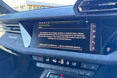 DE75JYT Audi S3 Black Edition TFSI  333 PS S tronic Thumbnail #42