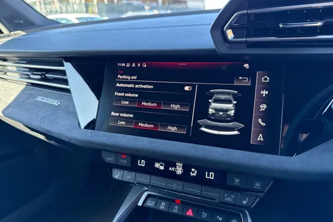 DE75JYT Audi S3 Black Edition TFSI  333 PS S tronic Thumbnail #45