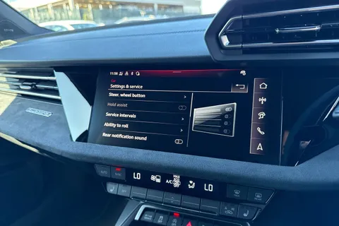 DE75JYT Audi S3 Black Edition TFSI  333 PS S tronic Thumbnail #48